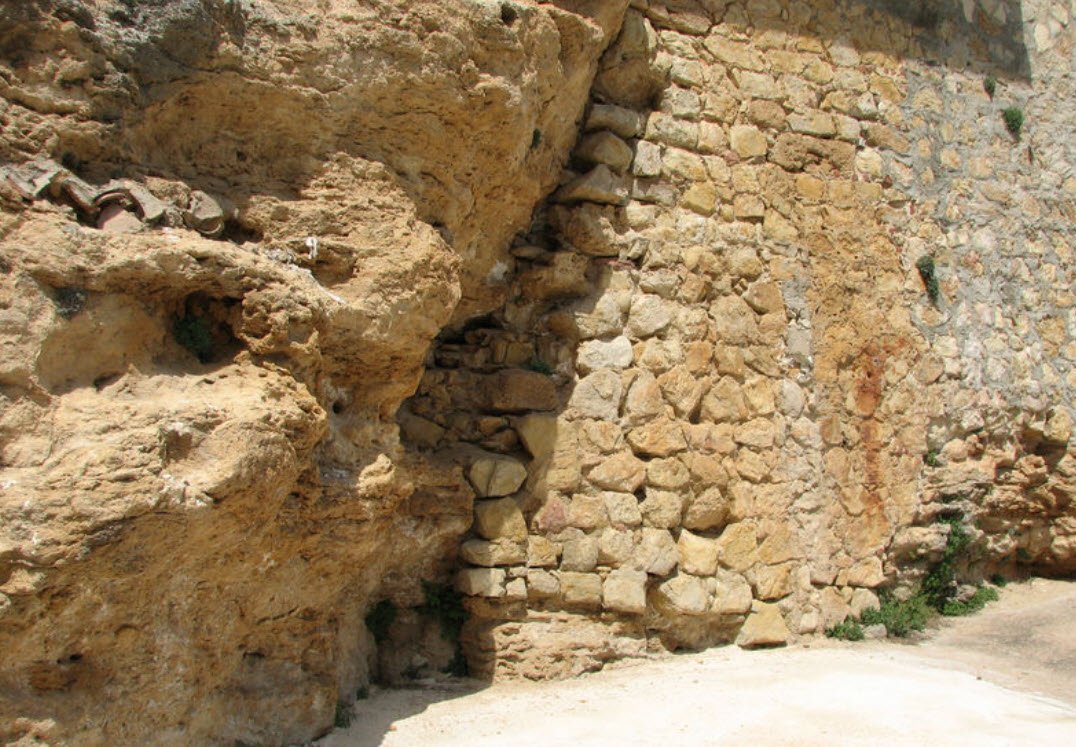 Castillo de Algar de Mesa, Spain